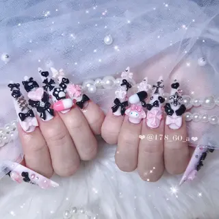 ネイル HAPPINAS れん┊痛ネイル&3Dのネイルデザイン