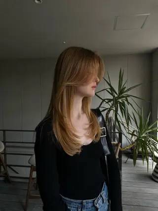 ロング 海外レイヤー鯉渕 【海外風メンズも◎】のヘアスタイル