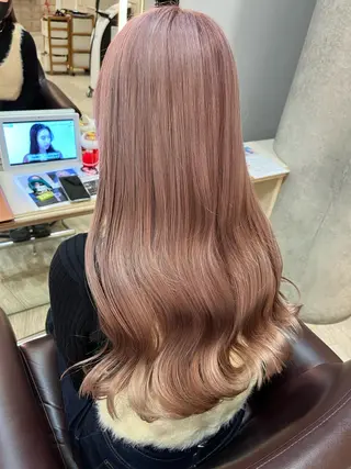 ロング カラー ヘアアレンジ サソウ ユリエ🥥のヘアスタイル