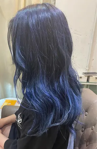 カラー DC SHIONのヘアスタイル