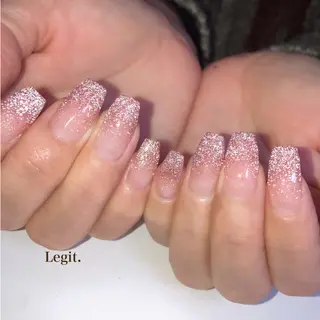 ネイル Legit nail salonのネイルデザイン