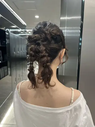 ミディアム ヘアアレンジ ウスイマイコ カット/ケアカラーのヘアスタイル