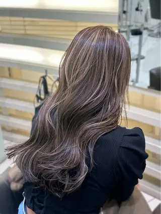 ロング カラー 🤍ハイライト/ レイヤー/銀座🤍のヘアスタイル