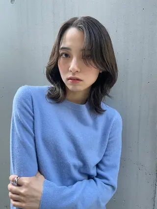 ミディアム ✨美髪透明感ソムリエ ✨💎KAZU💎のヘアスタイル