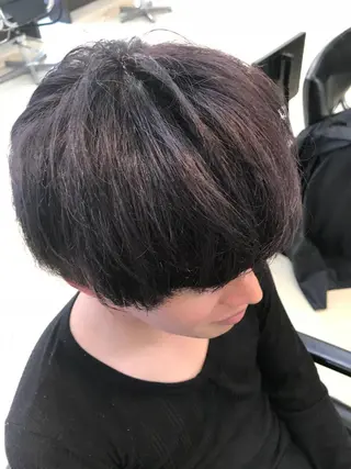 ショート カラー 大久保 隆蔵のヘアスタイル