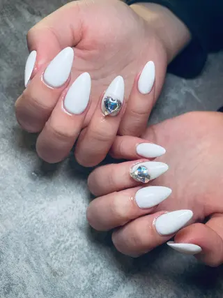 ネイル TRUE  LA NAIL.byChloe所属・TRUE LA NAIL.のネイルデザイン