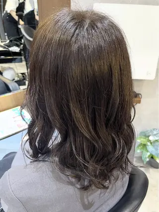 カラー 美容しょうへいの店今朝白店所属・茨木 和泉のヘアスタイル