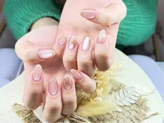 ネイル AngelChris ビューティーサロンのネイルデザイン