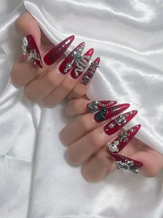 ネイル LEELA NAIL STUDIO所属・LEELA NAIL STUDIOのネイルデザイン