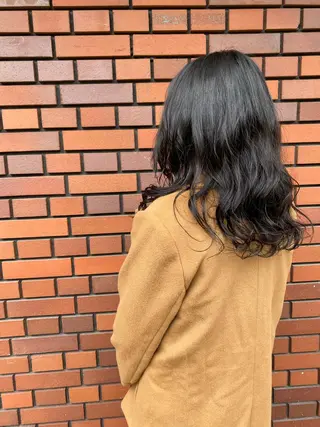 セミロング パーマ エイト ウメダのヘアスタイル