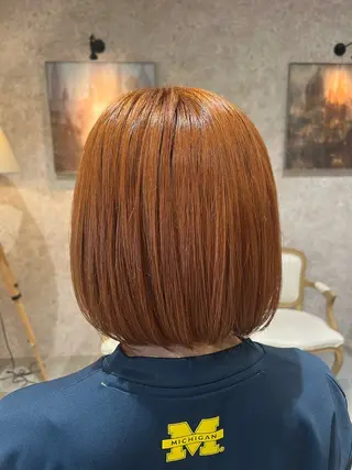 ショート カラー シャドールーツ earth　深川愛実のヘアスタイル