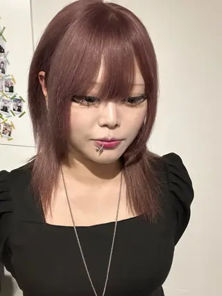 ミディアム カラー hinano ヒナノのヘアスタイル