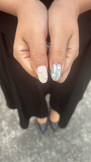 ネイル nailsalon　hue所属・小山 羽奈のネイルデザイン