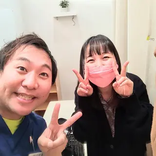 お顔のむくみたるみ 専門☆美容鍼小顔矯正のエステ・リラクイメージ