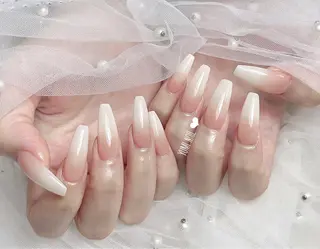 ネイル 𝐲𝐮𝐦𝐢🎀 長さ出しデザイン専門のネイルデザイン