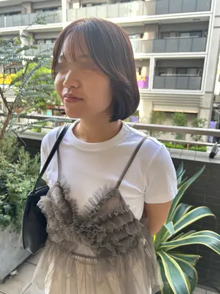 ミディアム ルシードスタイルルッツ所属・佐川 絢のヘアスタイル