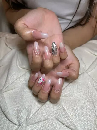 ネイル nail.salon .Reversalのネイルデザイン