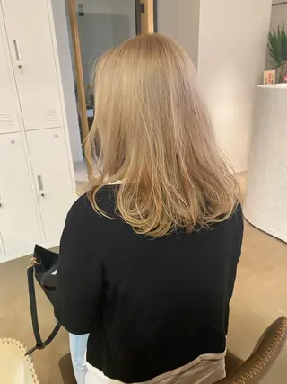 セミロング I nagiのヘアスタイル