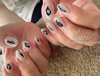 ネイル フルリール 【プライベートサロンのネイルデザイン