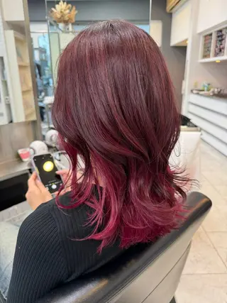 ミディアム 南 妃那のヘアスタイル