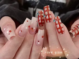 ネイル MoreGlam Nailsのネイルデザイン