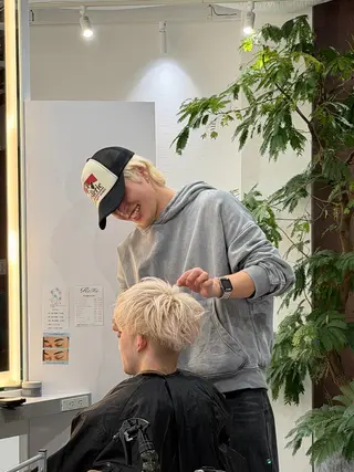 メンズ R/🤎 パーマ＆ブリーチ🔥のヘアスタイル