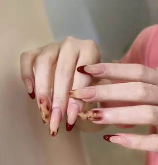 ネイル 高木 維麗絲のネイルデザイン