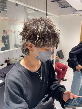 ショート カラー パーマ ヘアアレンジ メンズ スパイキー/フェザー /波巻き/かいとのヘアスタイル