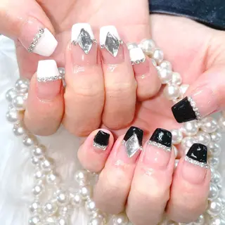 ネイル Go  Today シェアサロン 新宿Gratia店所属・杉山 栞のネイルデザイン