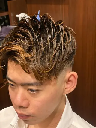 ショート パーマ メンズ ヒロ銀座東京駅八重洲店所属・笠原 大輝のヘアスタイル