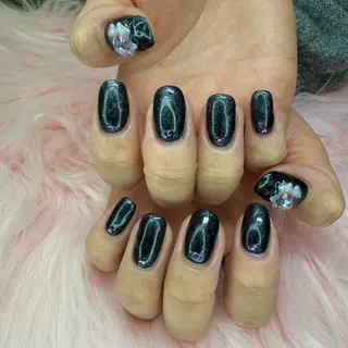 ネイル nail spaß所属・WAKALU .のネイルデザイン