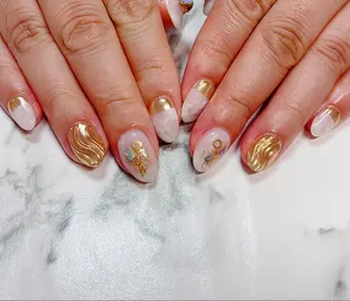 ロング カラー ネイル Q Free nailsのネイルデザイン