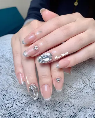 ネイル HIN NAILのネイルデザイン