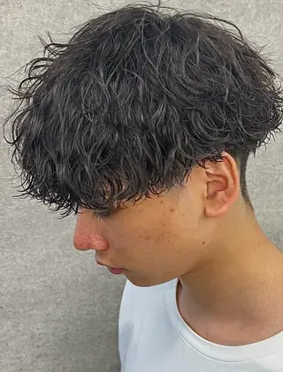 パーマ メンズ 野村 俊太のヘアスタイル