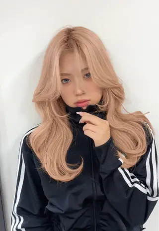 ロング カラー ハイライト、レイヤー カット/西梅田/中西のヘアスタイル