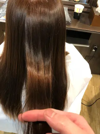カラー Agu hair Lazuli所属・松本 マサシのヘアスタイル