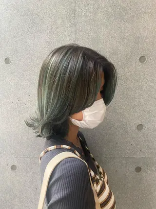 ミディアム カラー ブリーチなしカラー RURI🩵のヘアスタイル