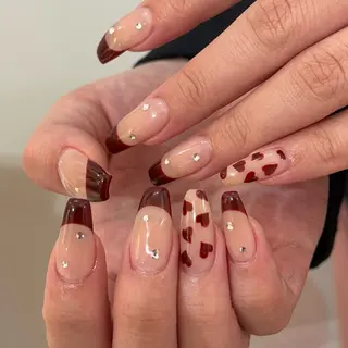 セミロング CLALA Ayumiのネイルデザイン