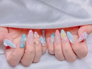 ネイル M2ネイルサロン【長さ出し&フィルイン導入店】所属・長さ出し専門店 RIRIのネイルデザイン