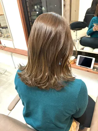 ミディアム カラー ANNA305 /髪質改善カラー🌈のヘアスタイル