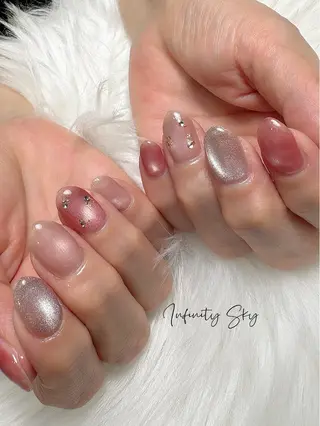 ネイル infinity skyのネイルデザイン