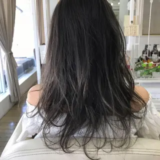 セミロング カラー Tina所属・「Tina」一木 智之のヘアスタイル