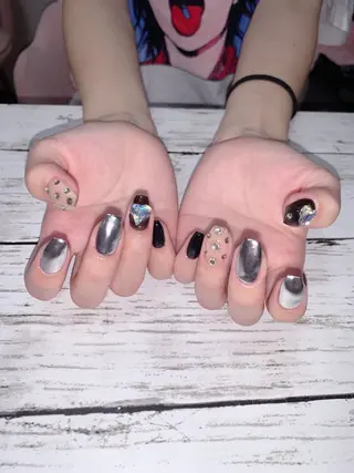 ネイル ゆず秋葉原 Vickyのネイルデザイン