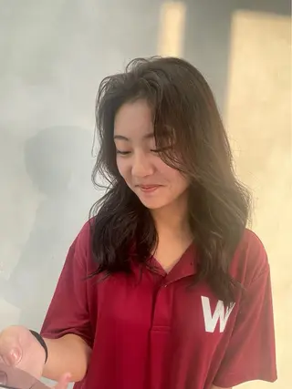 カラー 早坂 あおいのヘアスタイル