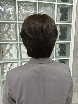 カラー 秋永 鈴のヘアスタイル