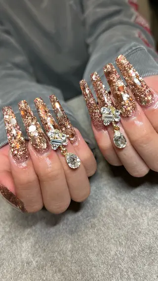 ネイル 𝐧𝐚𝐢𝐥 𝐌𝐢𝐖𝐢𝐢のネイルデザイン