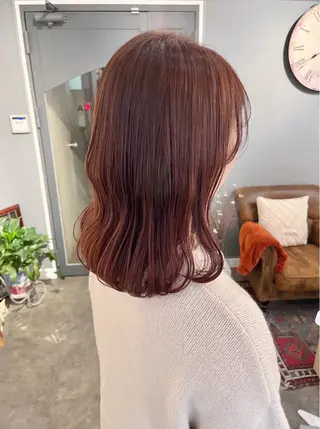 ミディアム カラー NOEL所属・フェイシャルエステ Utaiのエステ・リラクイメージ