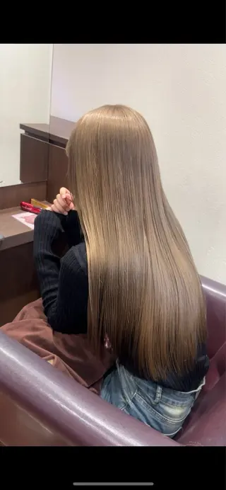 ロング 譜久島 かりんのヘアスタイル