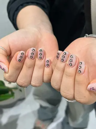 ネイル GO TODAY SHARE SALON 新宿Gratia店所属・RURU nailのネイルデザイン