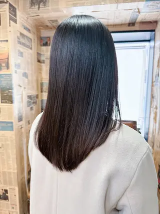 ミディアム カラー Chic シックのヘアスタイル